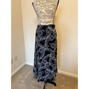 Liz Claiborne navy blue and white paisley skirt size 12